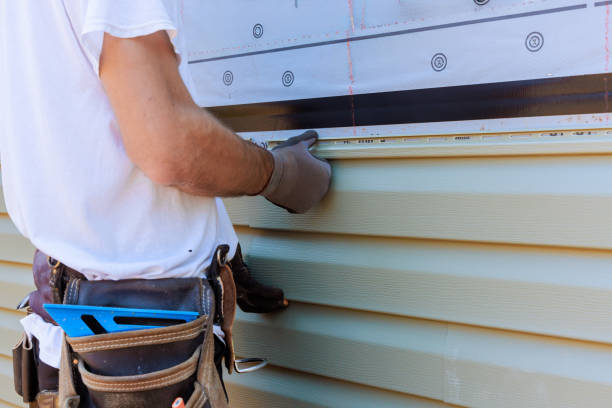 Trusted Emergency Siding Repair service in Fairborn, OH - Creative Siding